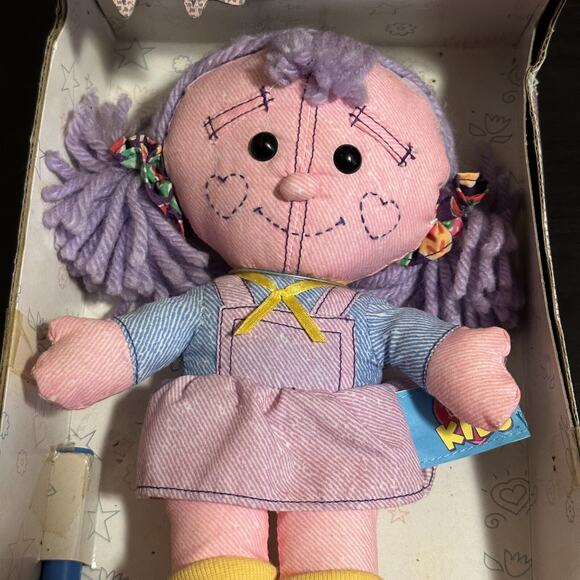 Vintage 1997 Tyco Doodle Kids Doll Plush Light Pink / Purple - Drawable! In Box - Picture 5 of 6